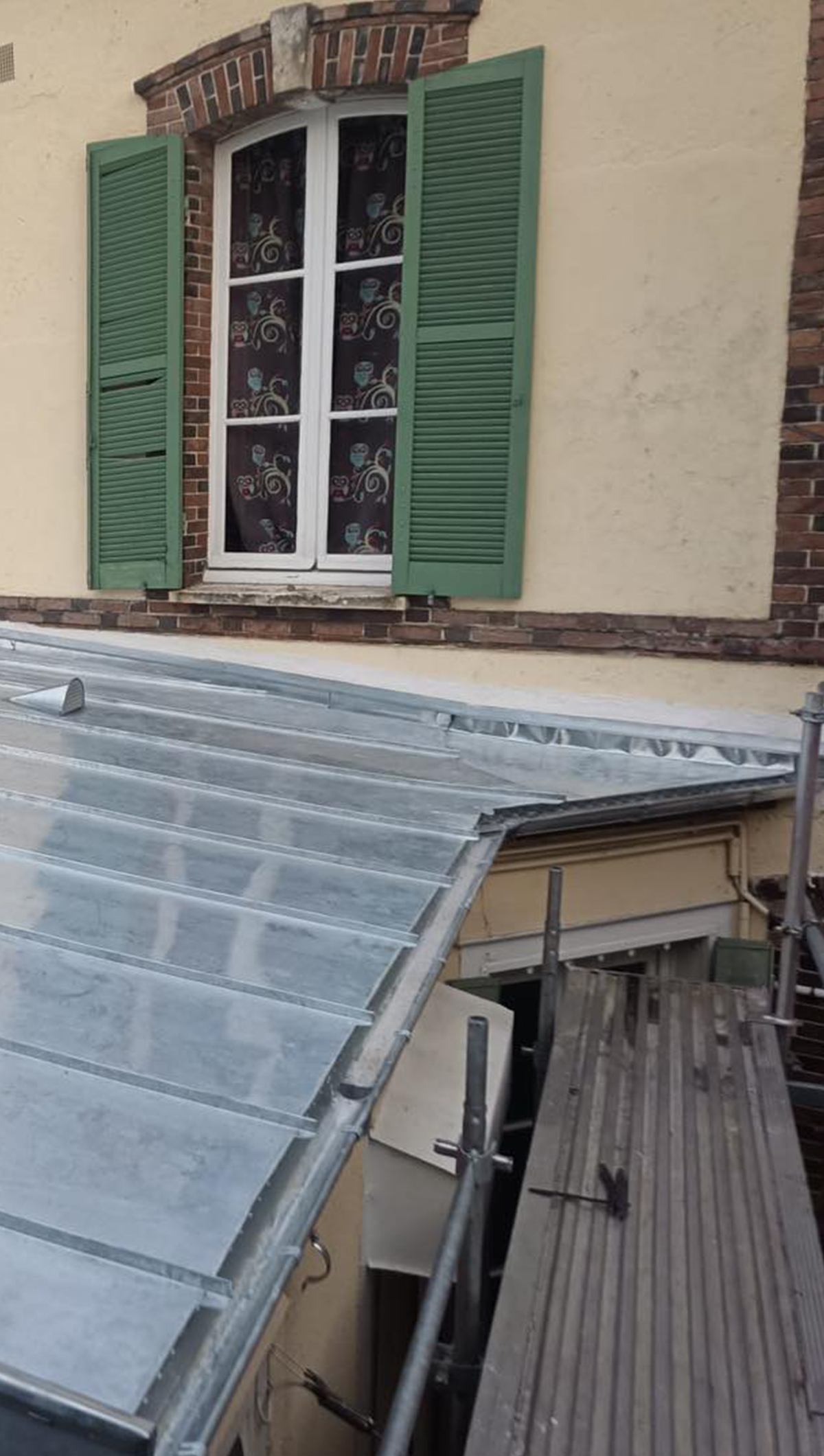 Rénovation et entretien de toiture à Chartres et Rambouillet 